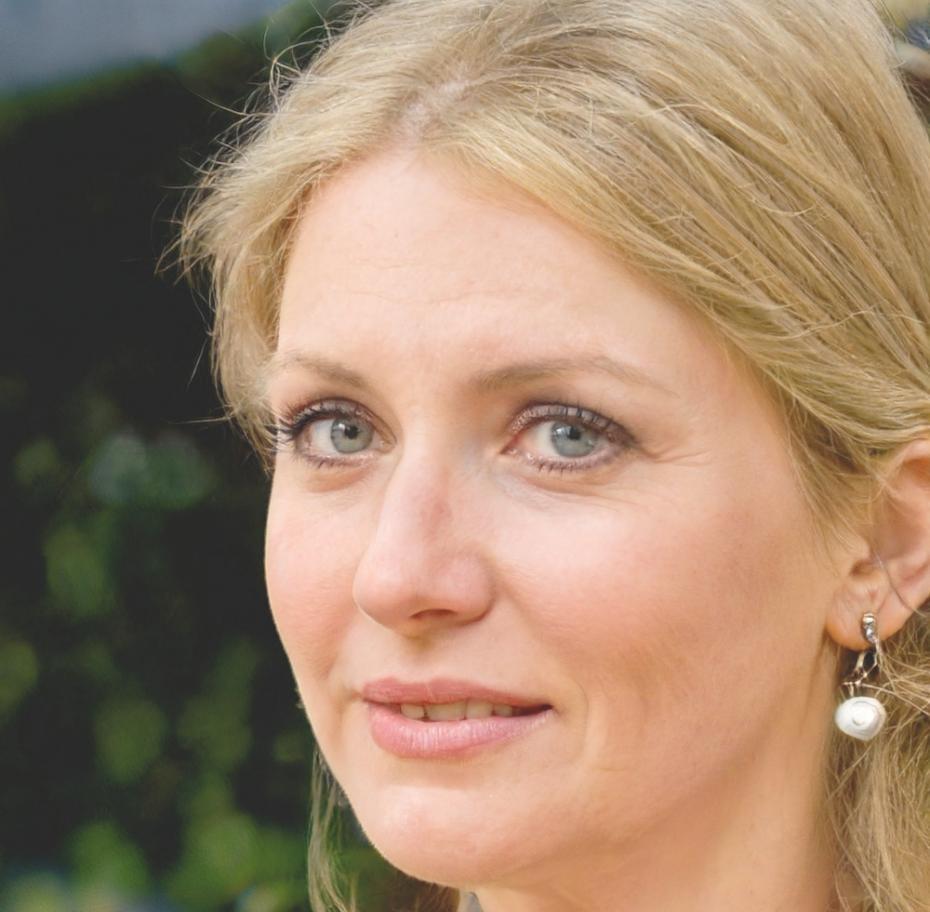 Portret absolwentki programu w gabinecie terapeutycznym